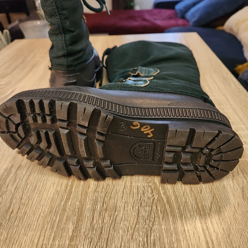 vintage Sorel Kaufman Canada Snowcap boots